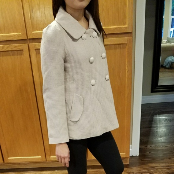 Coat - Picture 2 of 4